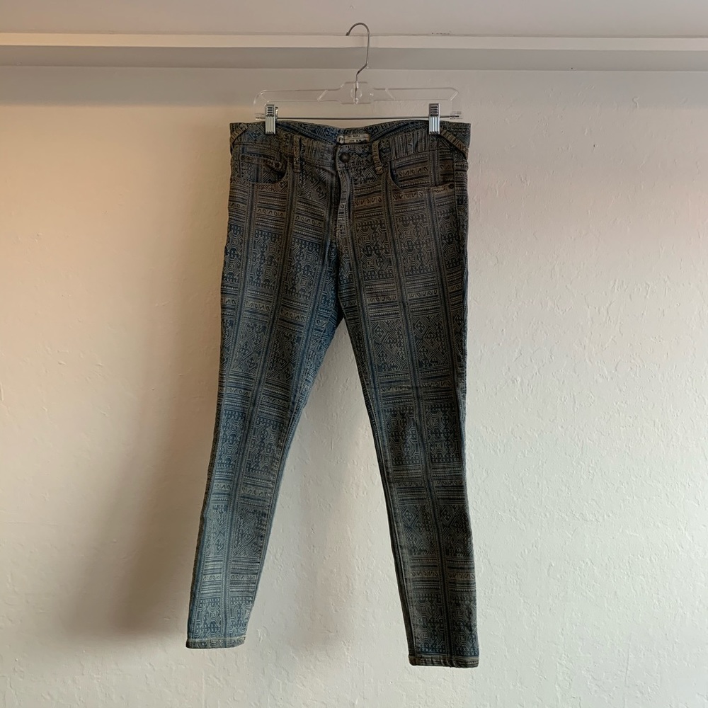 Aztec inspired printed crop jean